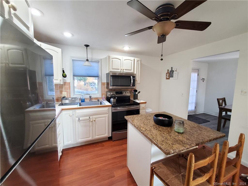 25 Clark Avenue East Haven CT 06512