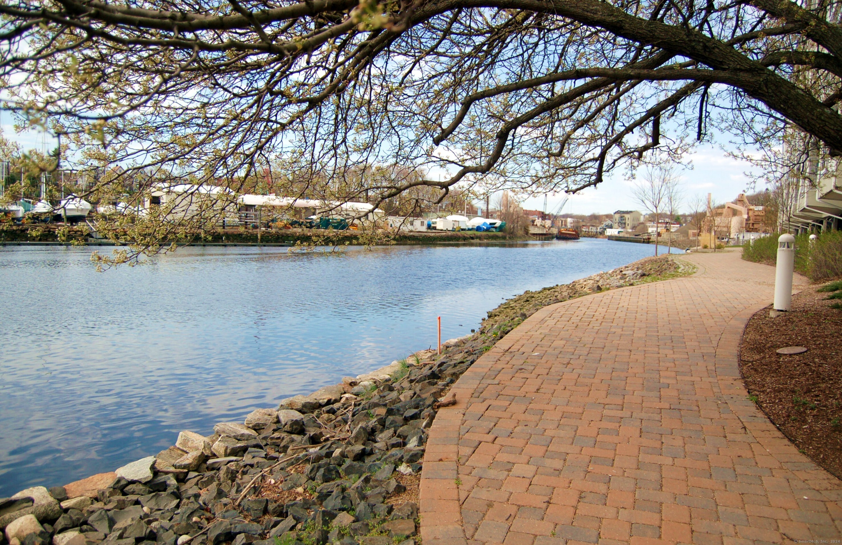 1 Daskams Lane Norwalk CT 06851