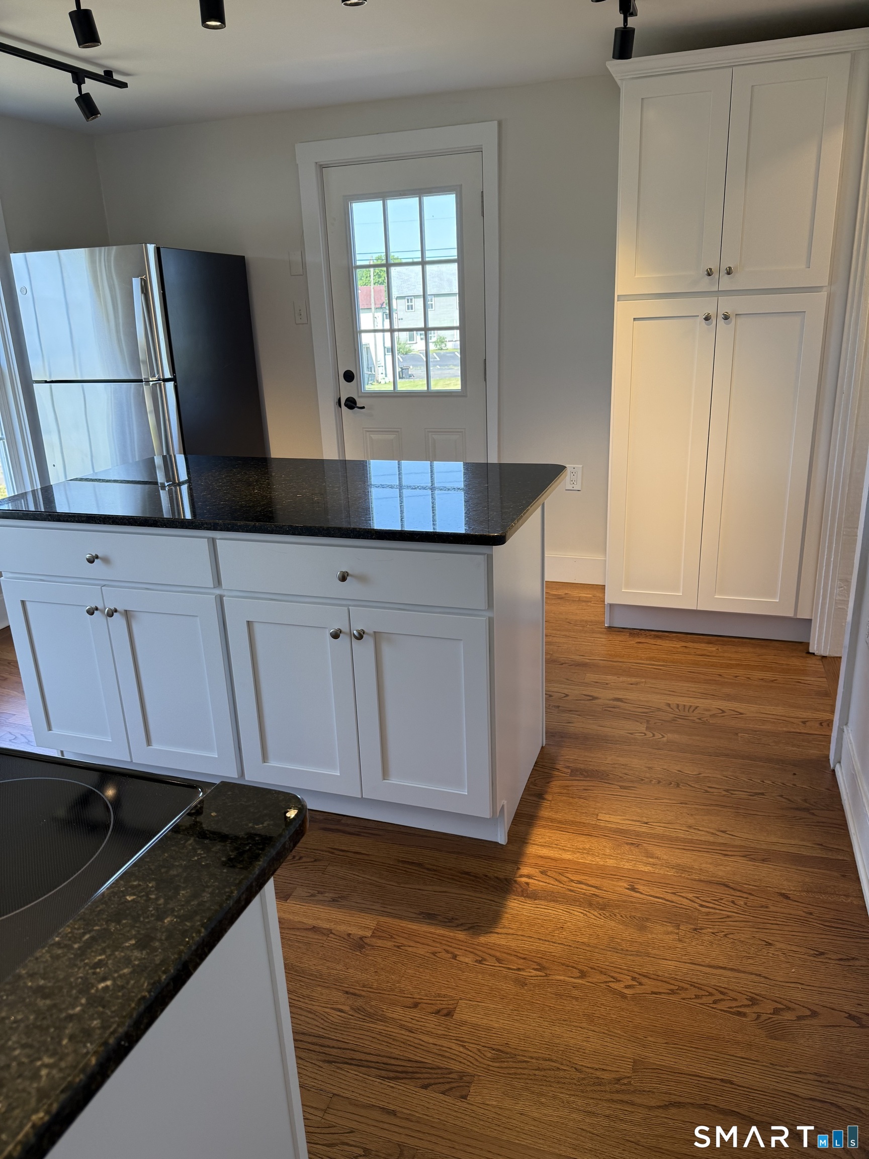 43 Boston Post Road Madison CT 06443