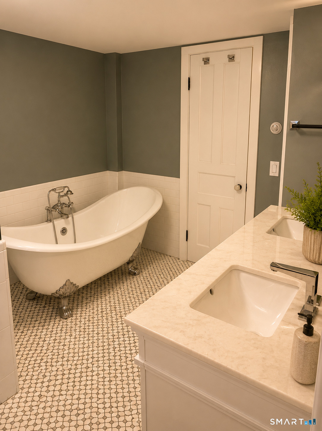 56 Benedict Road Morris CT 06763