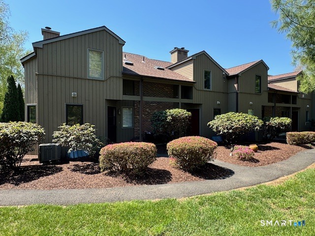 64 Far View Commons Southbury CT 06488