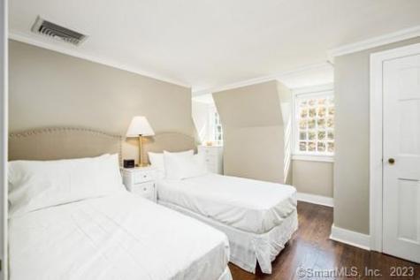 45 Calhoun Street Washington CT 06794