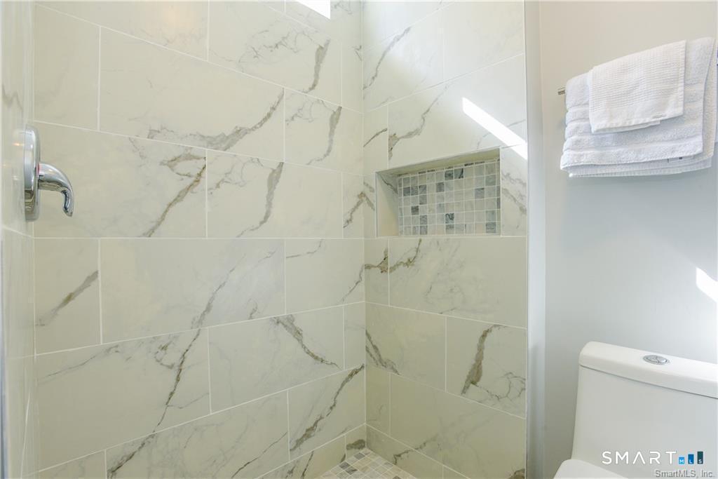 21 Bayview Avenue Stonington CT 06378