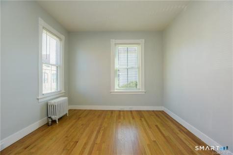 21 Bayview Avenue Stonington CT 06378