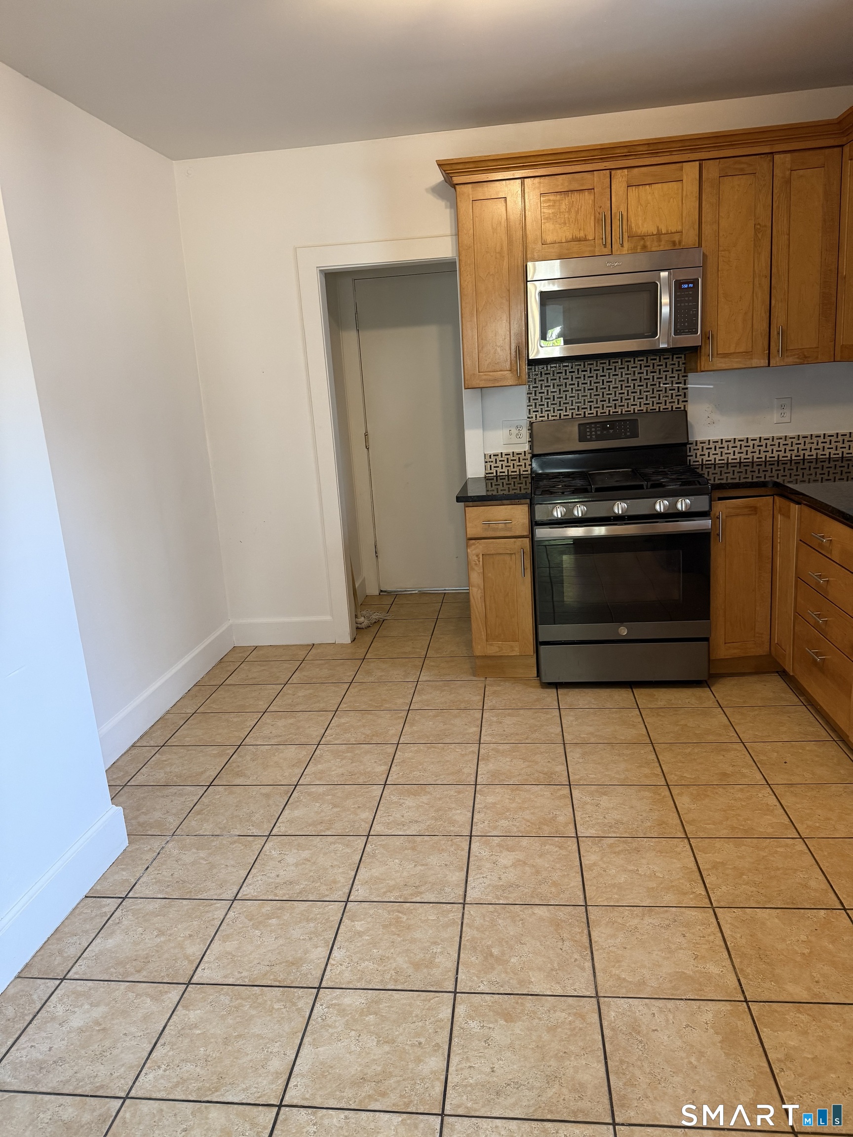 16 Homestead Avenue Danbury CT 06810