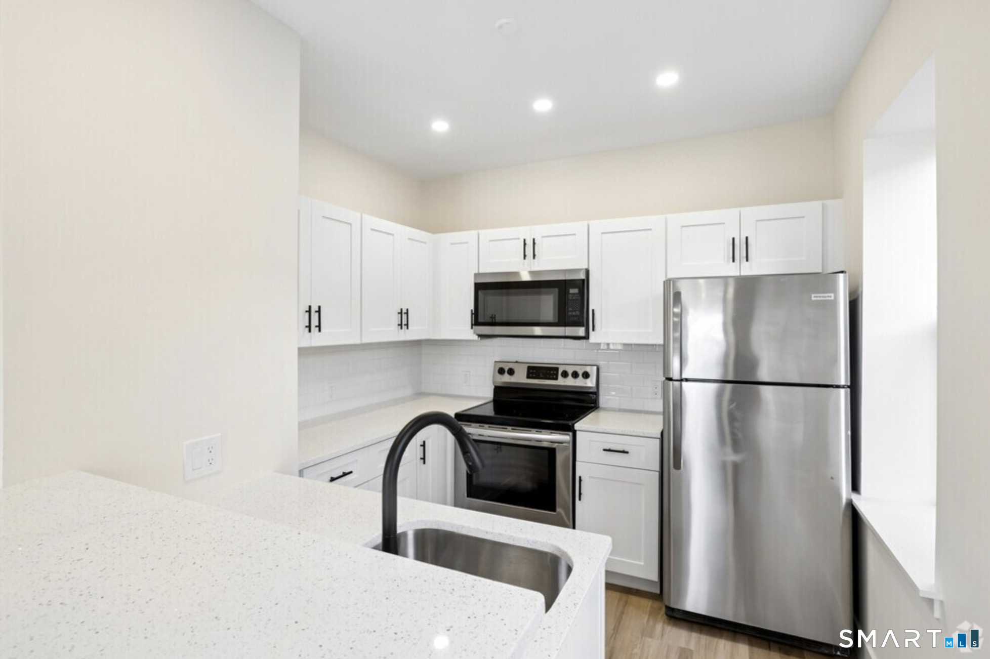 Middletown CT, 650 Main Street, Unit C