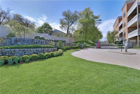 50 Stone Ridge Way Fairfield CT 06824