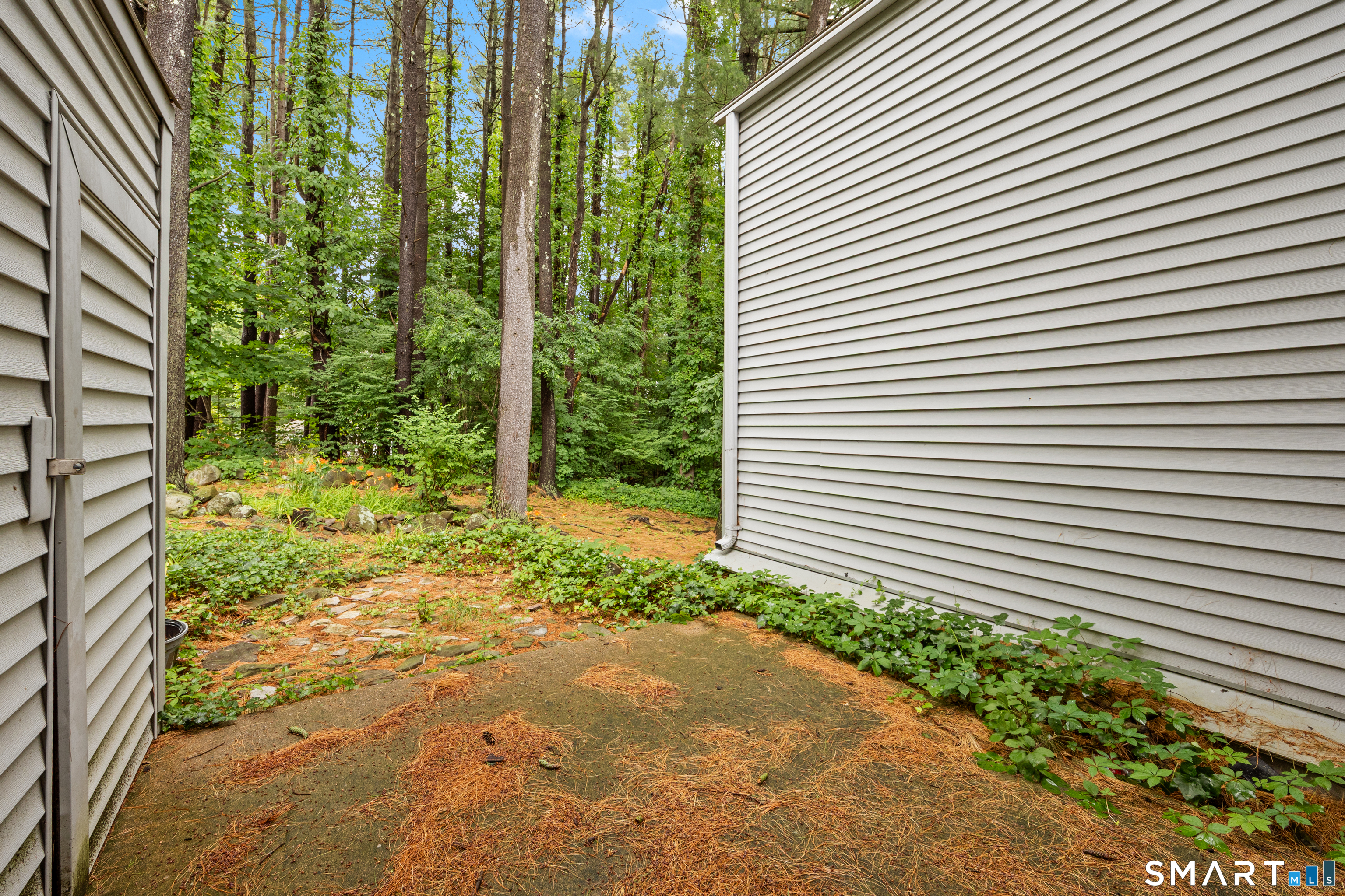 5 Staunton Court Farmington CT 06032
