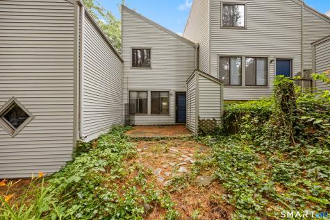 5 Staunton Court Farmington CT 06032