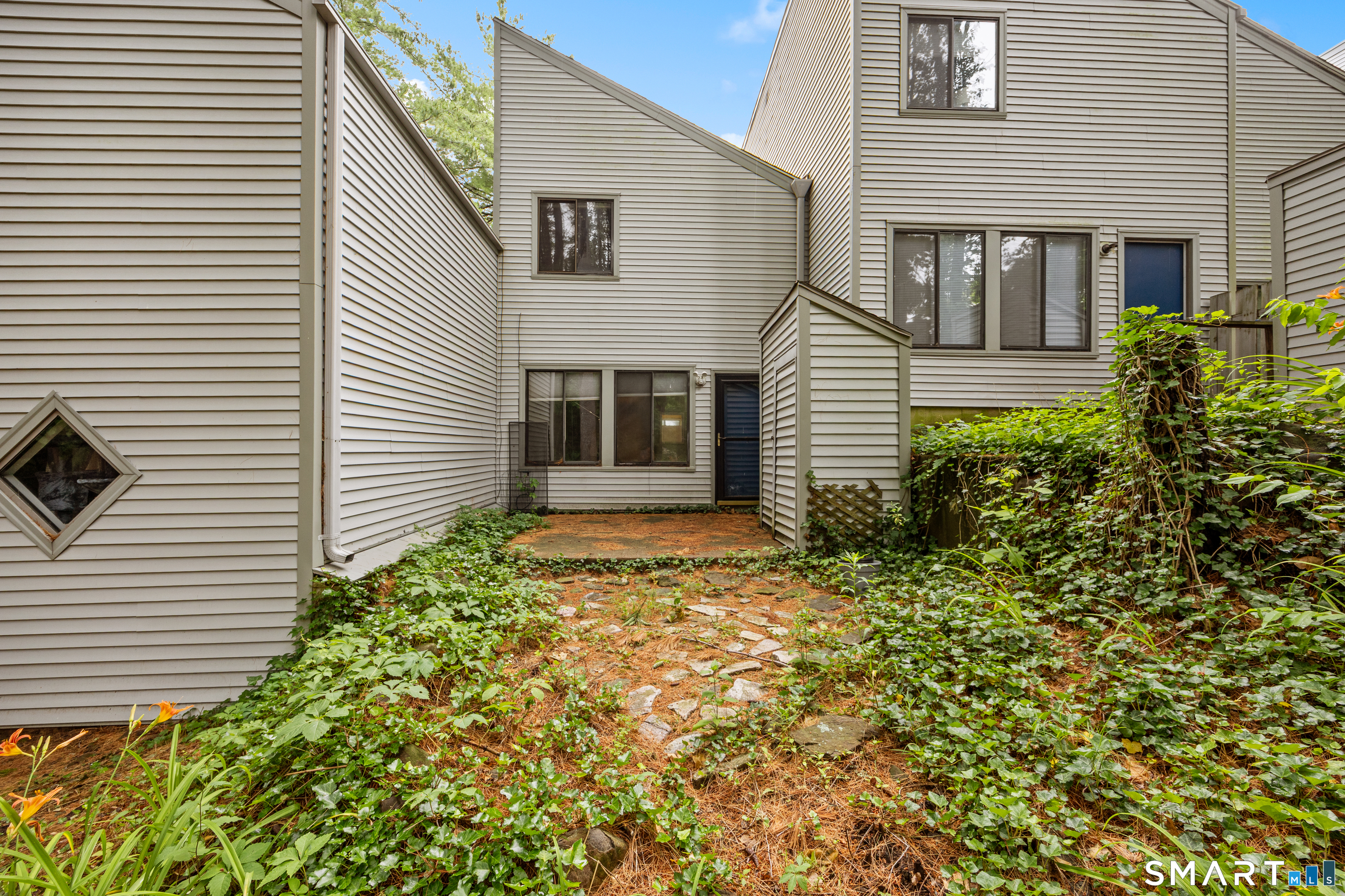 5 Staunton Court Farmington CT 06032