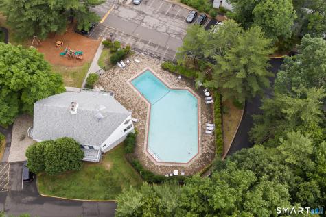 5 Staunton Court Farmington CT 06032