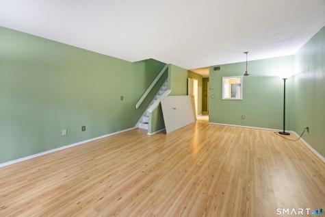 5 Staunton Court Farmington CT 06032