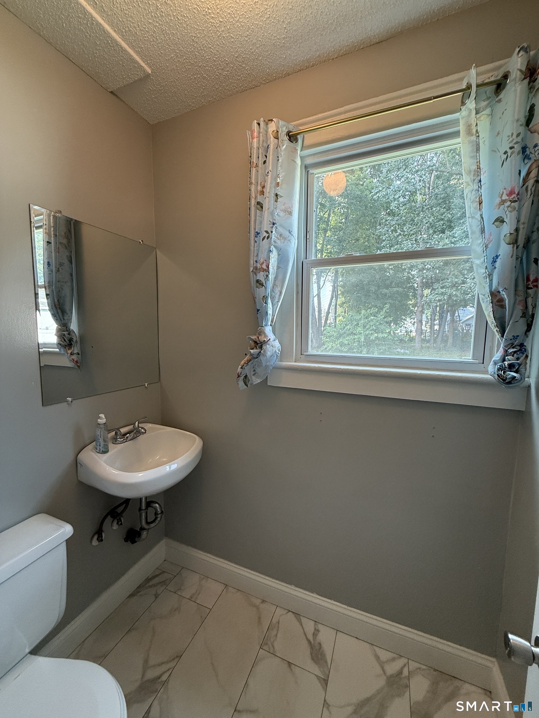 65 Maple Street Manchester CT 06040