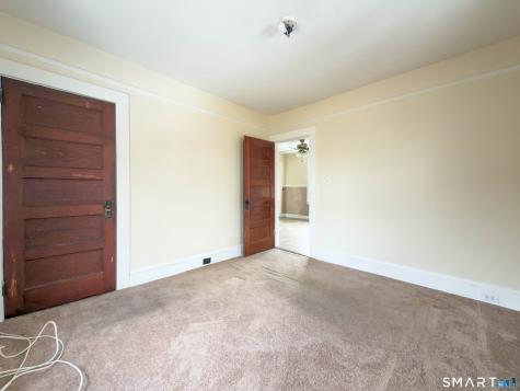 72 Roosevelt Avenue Norwich CT 06360