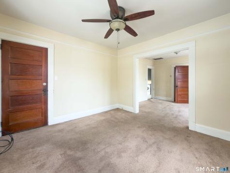 72 Roosevelt Avenue Norwich CT 06360