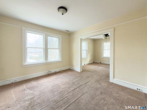 72 Roosevelt Avenue Norwich CT 06360