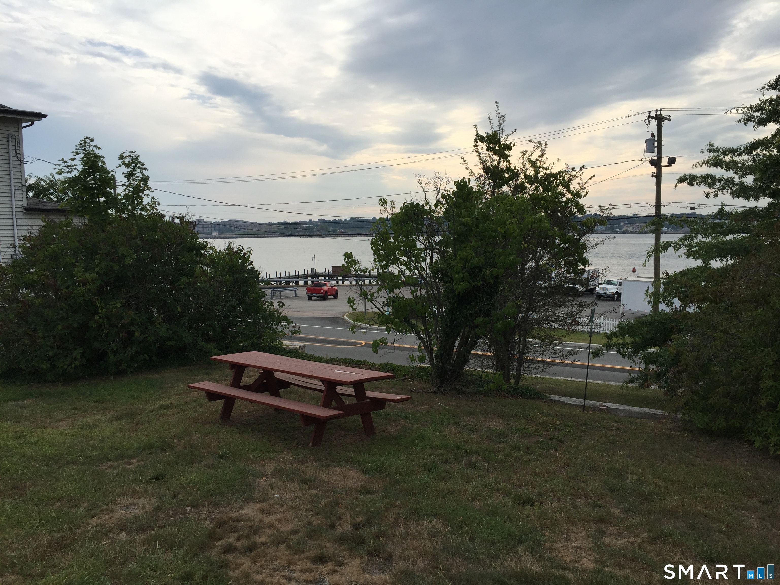 380 Thames Street Groton CT 06340