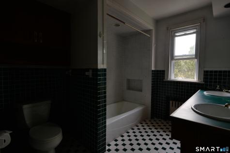 58 Davis Street Danbury CT 06810
