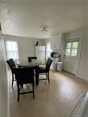 67 Hawthorne Drive New London CT 06320