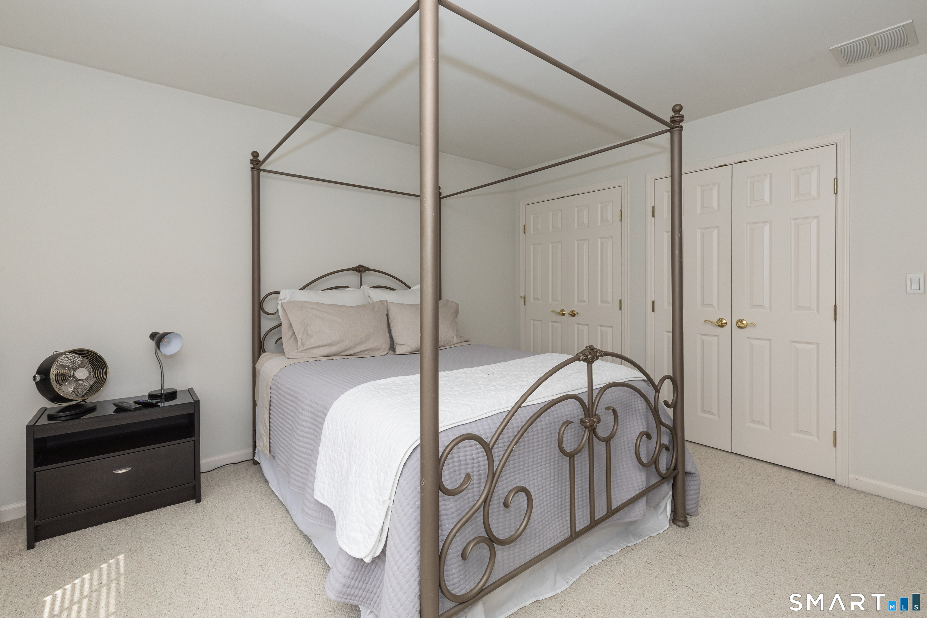 10 Dogwood Court Middlebury CT 06762