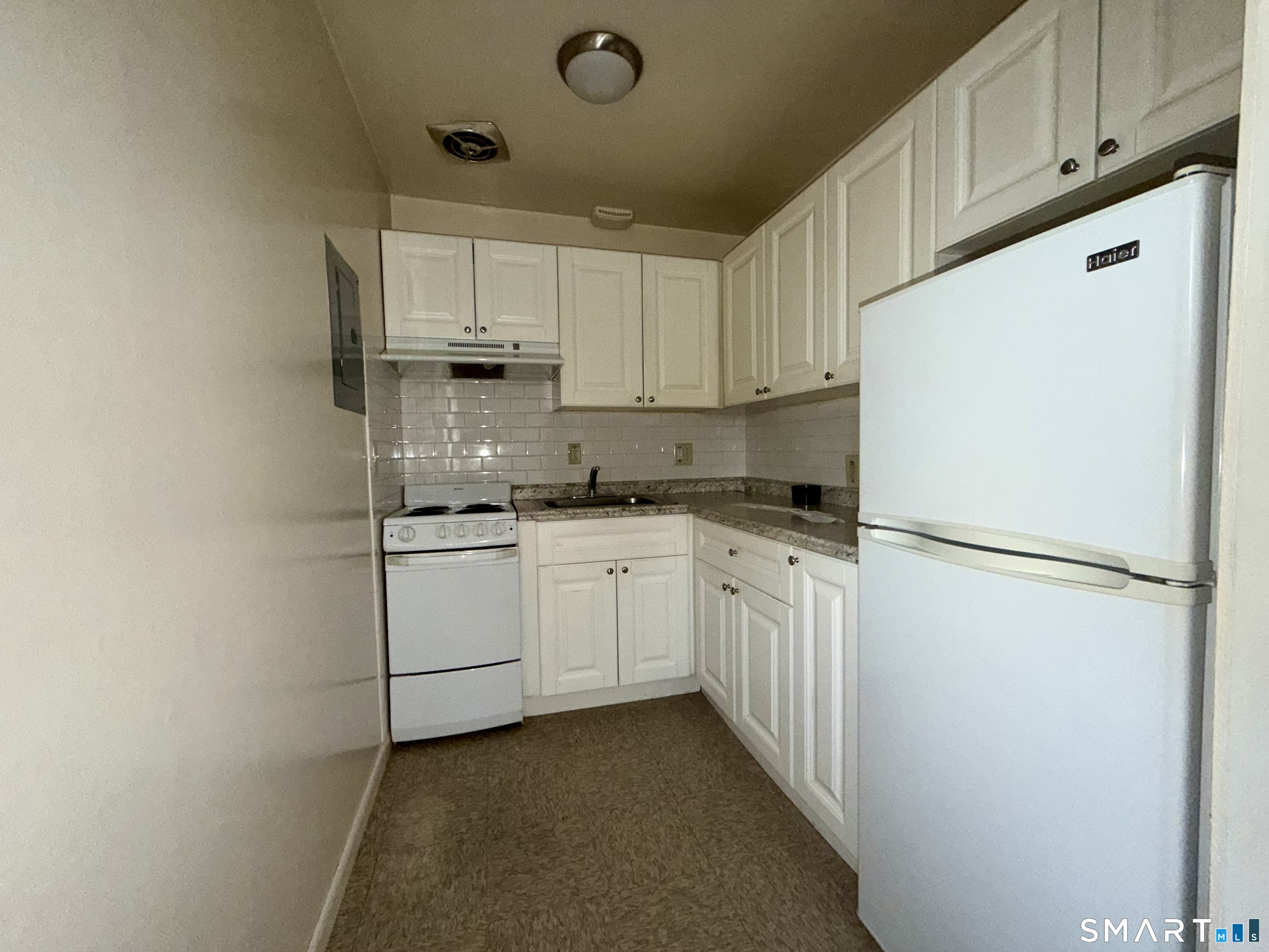 155 Wayne Street Bridgeport CT 06606