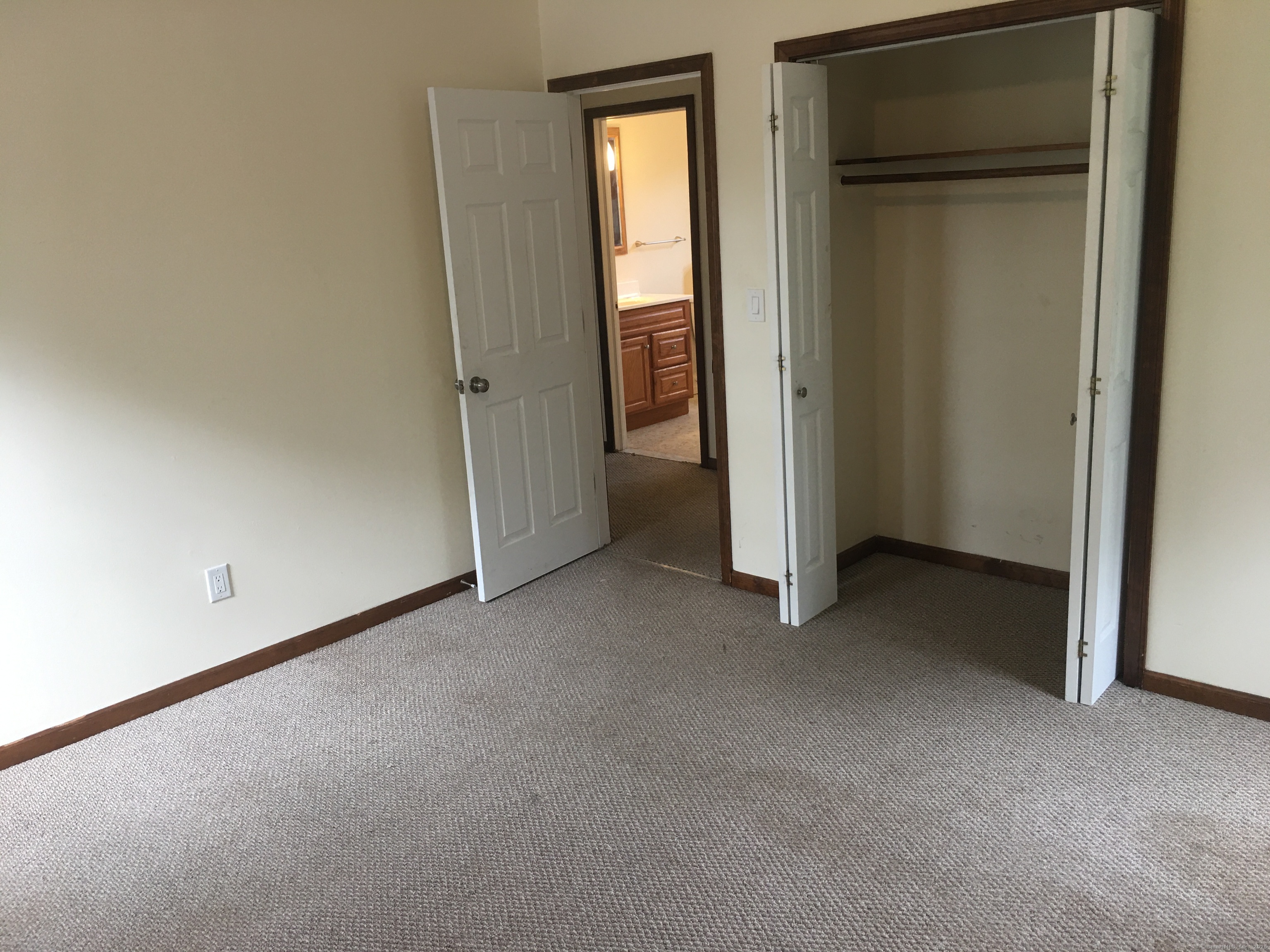 50 Matthew Road Branford CT 06405