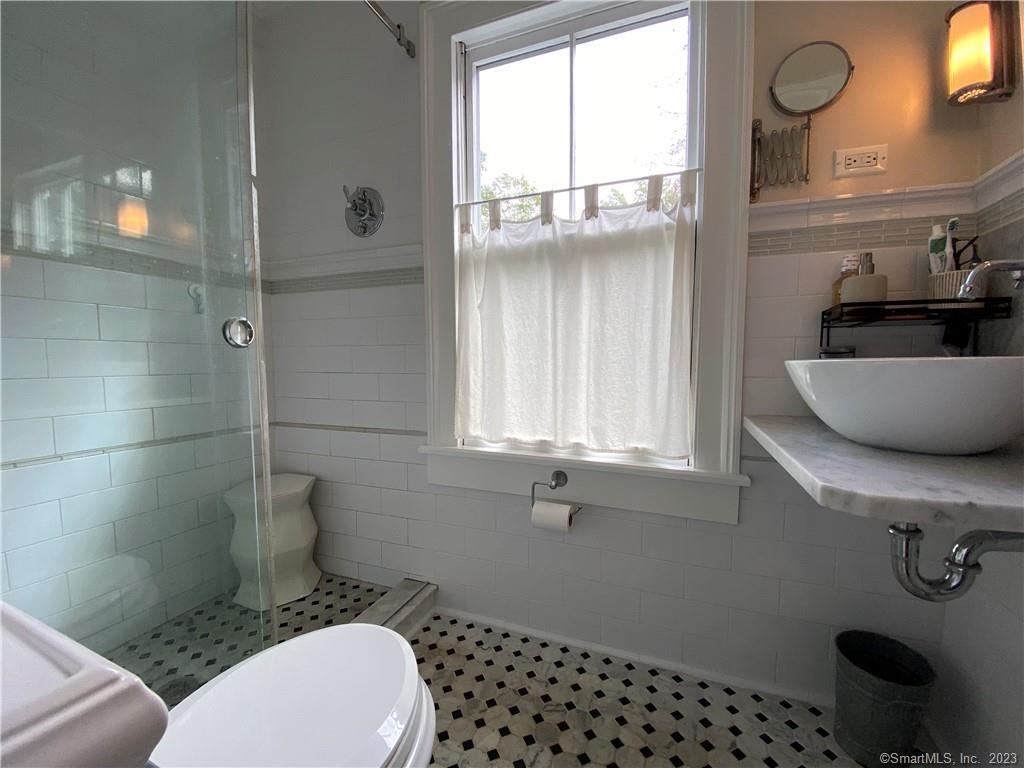 1975 Mill Plain Road Fairfield CT 06824