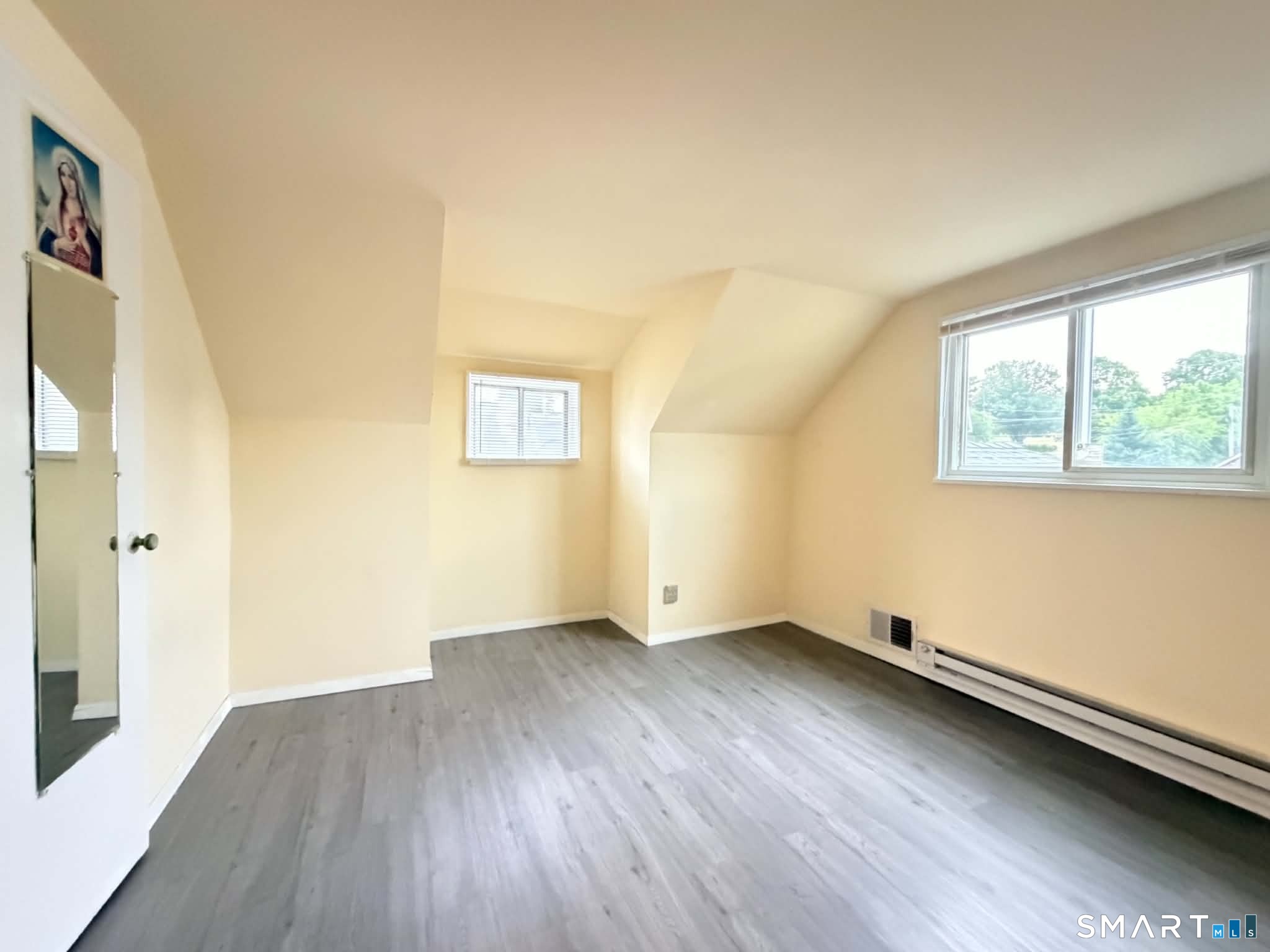 6 Fifth Street Danbury CT 06810