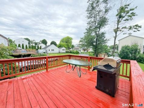 6 Fifth Street Danbury CT 06810