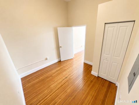 105 Bank Street Waterbury CT 06702