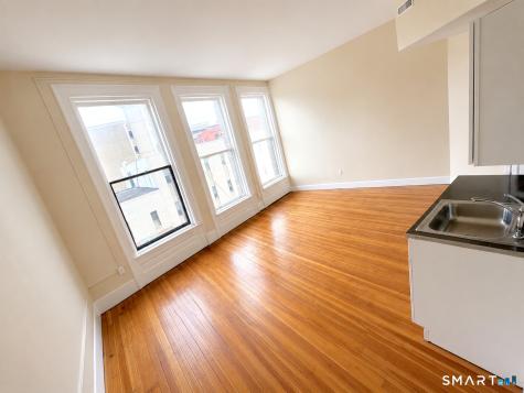 105 Bank Street Waterbury CT 06702