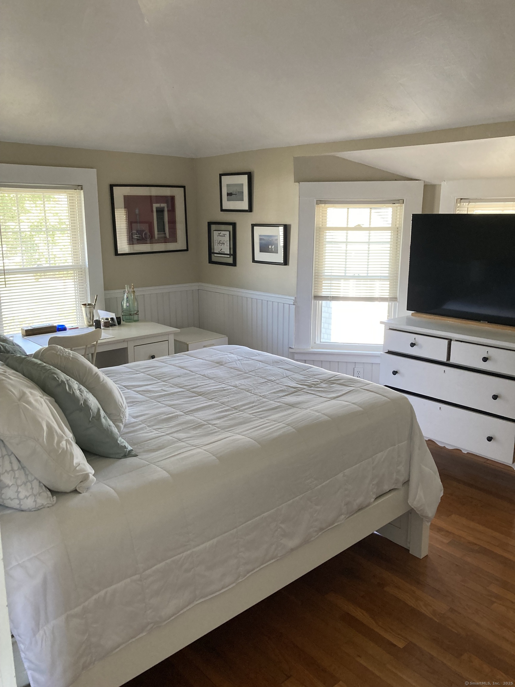 13 Sound View Heights Branford CT 06405