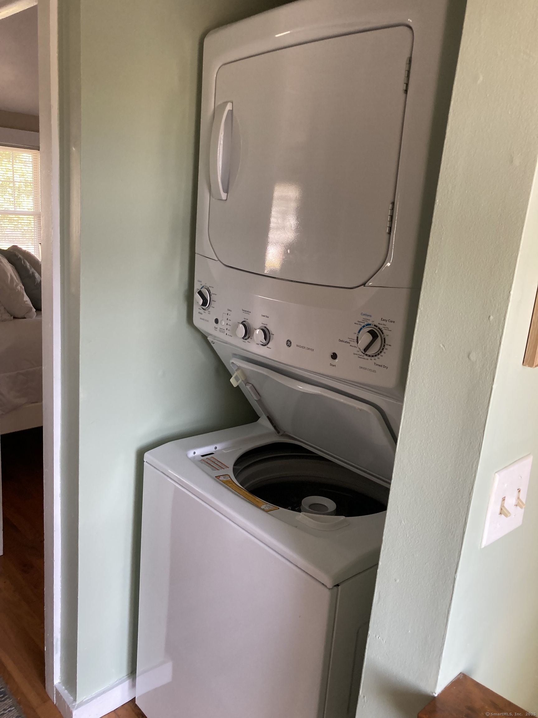 13 Sound View Heights Branford CT 06405