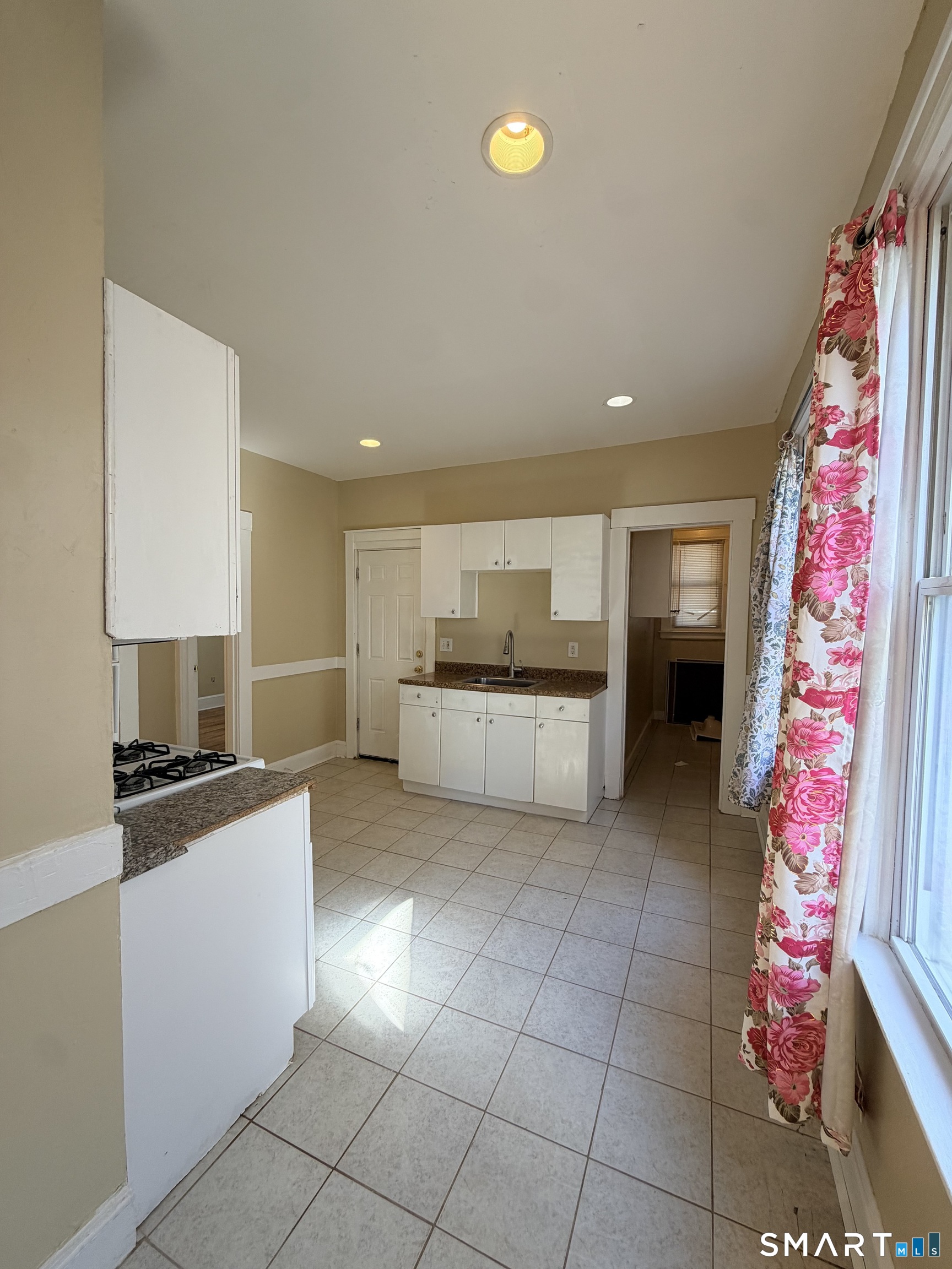 63 Blake Street New Haven CT 06511