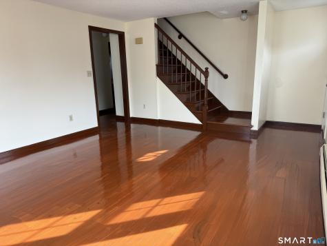 169 Hilliard Street Manchester CT 06042