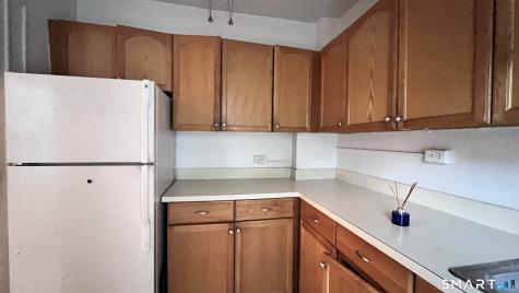132 Woodside Green Street Stamford CT 06905