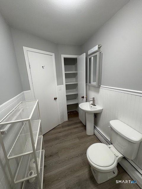 429 Thompson Avenue East Haven CT 06512