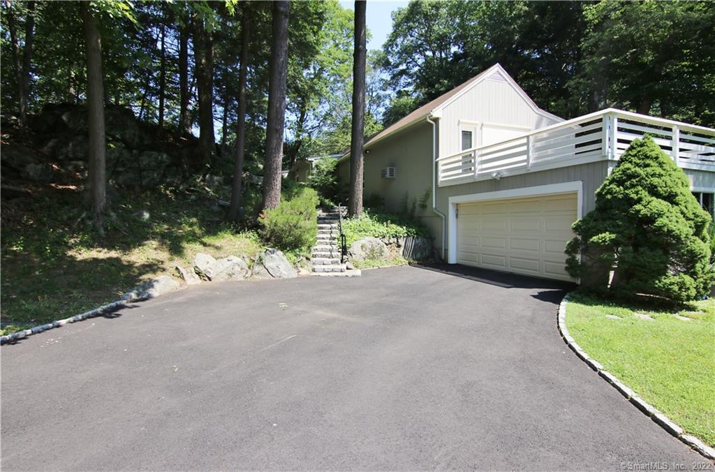 1 Thistle Lane Greenwich CT 06831
