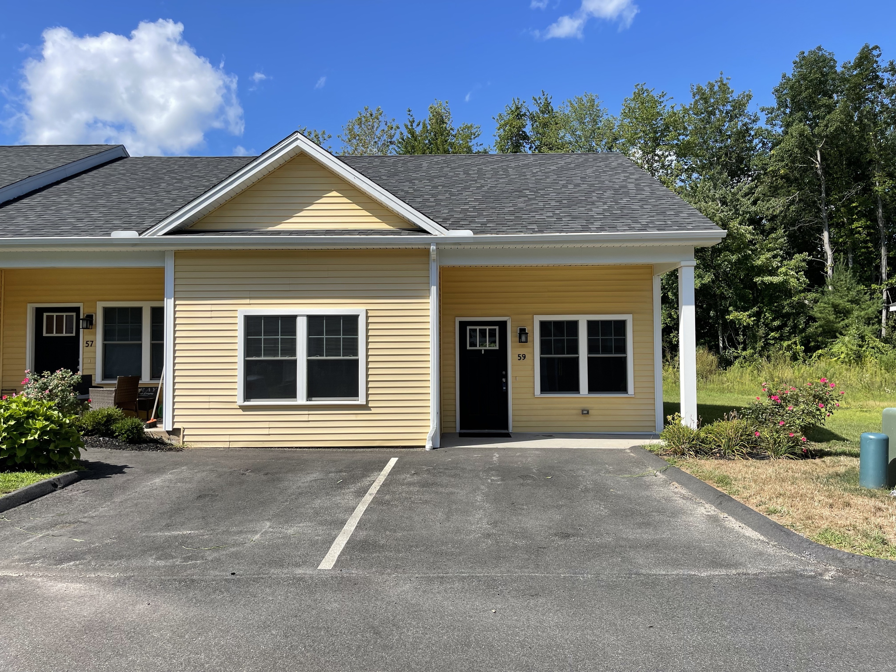 37 Hunters Lane Southington CT 06479