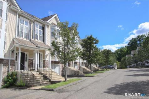 107 Sienna Drive Danbury CT 06810