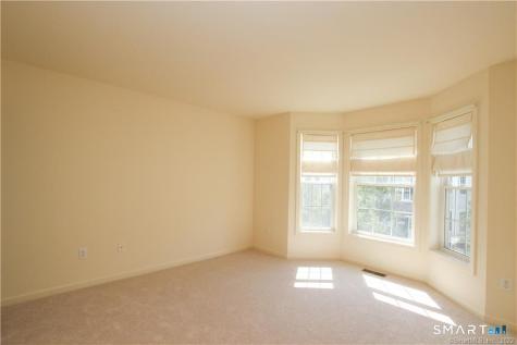 107 Sienna Drive Danbury CT 06810