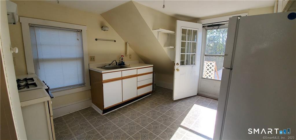 90 Thames Street New London CT 06320