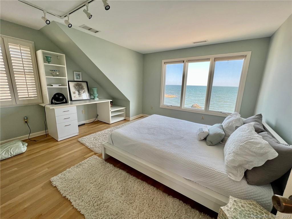 146 Middle Beach Road Madison CT 06443