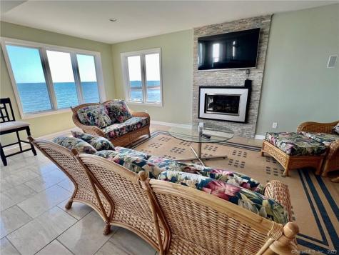 146 Middle Beach Road Madison CT 06443