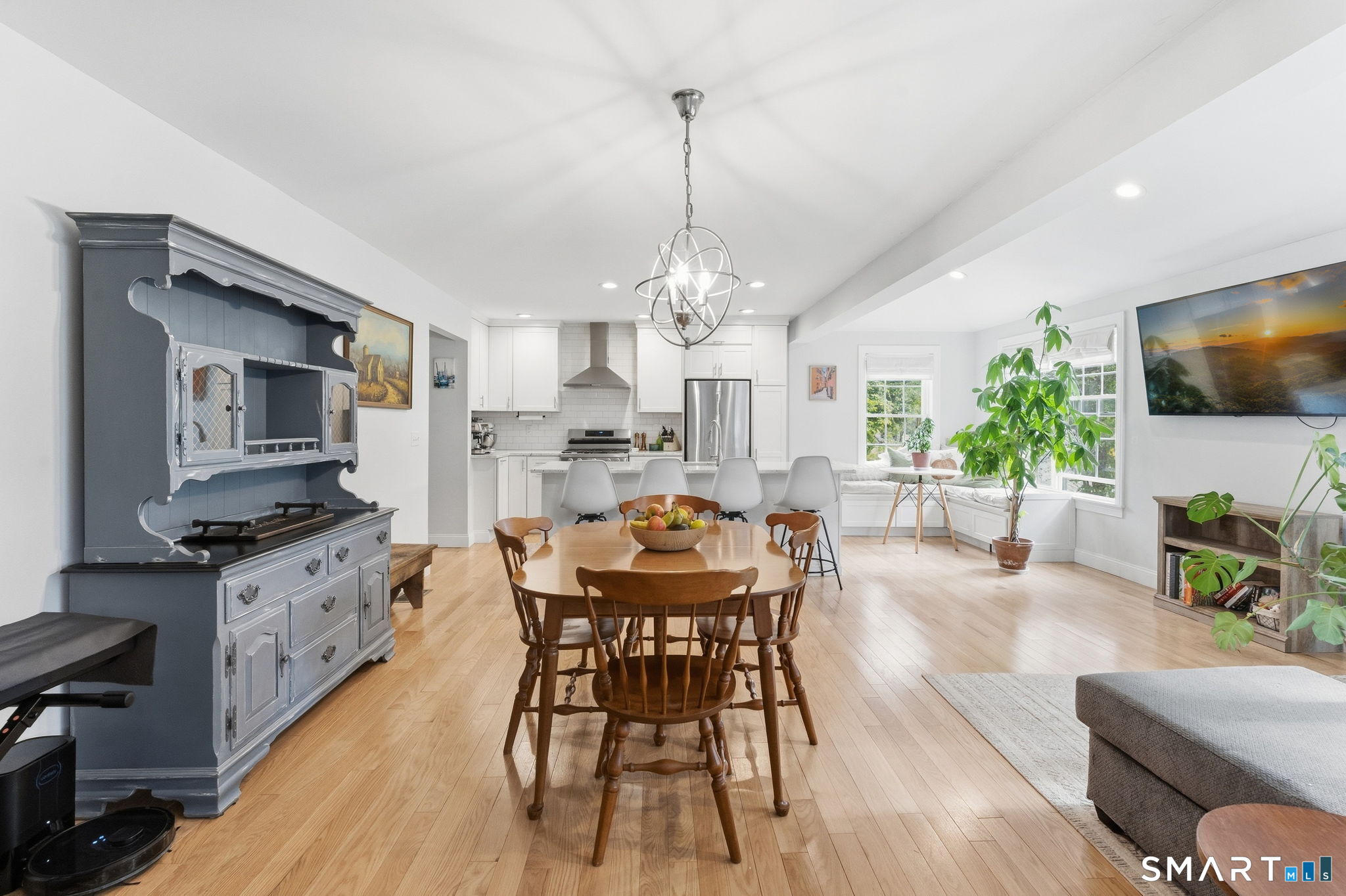 41 Canal Street Simsbury CT 06089