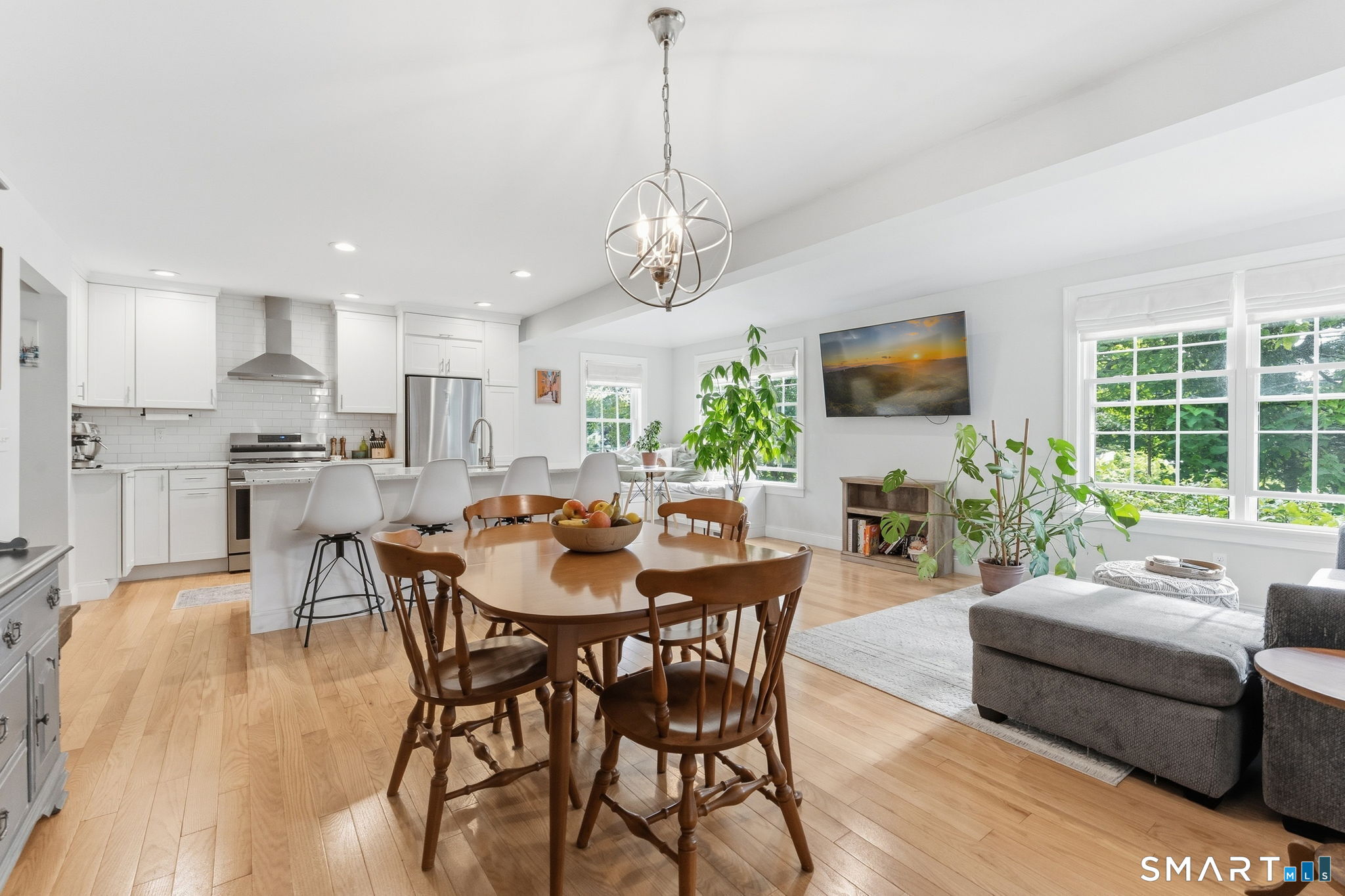 41 Canal Street Simsbury CT 06089