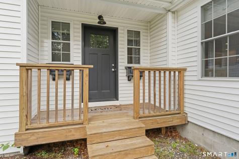 41 Canal Street Simsbury CT 06089