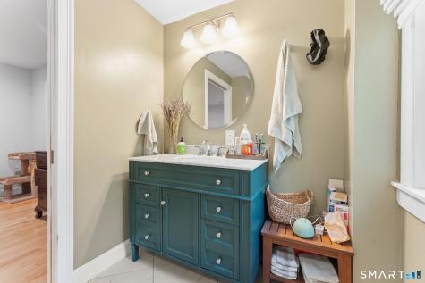41 Canal Street Simsbury CT 06089