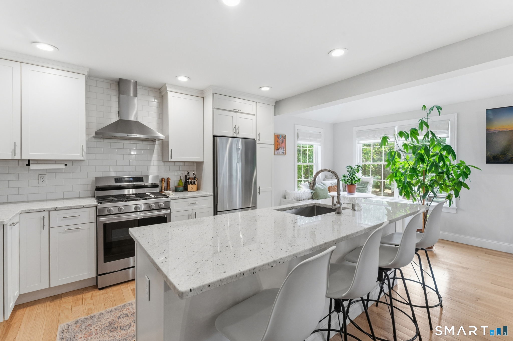 41 Canal Street Simsbury CT 06089