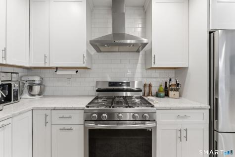 41 Canal Street Simsbury CT 06089